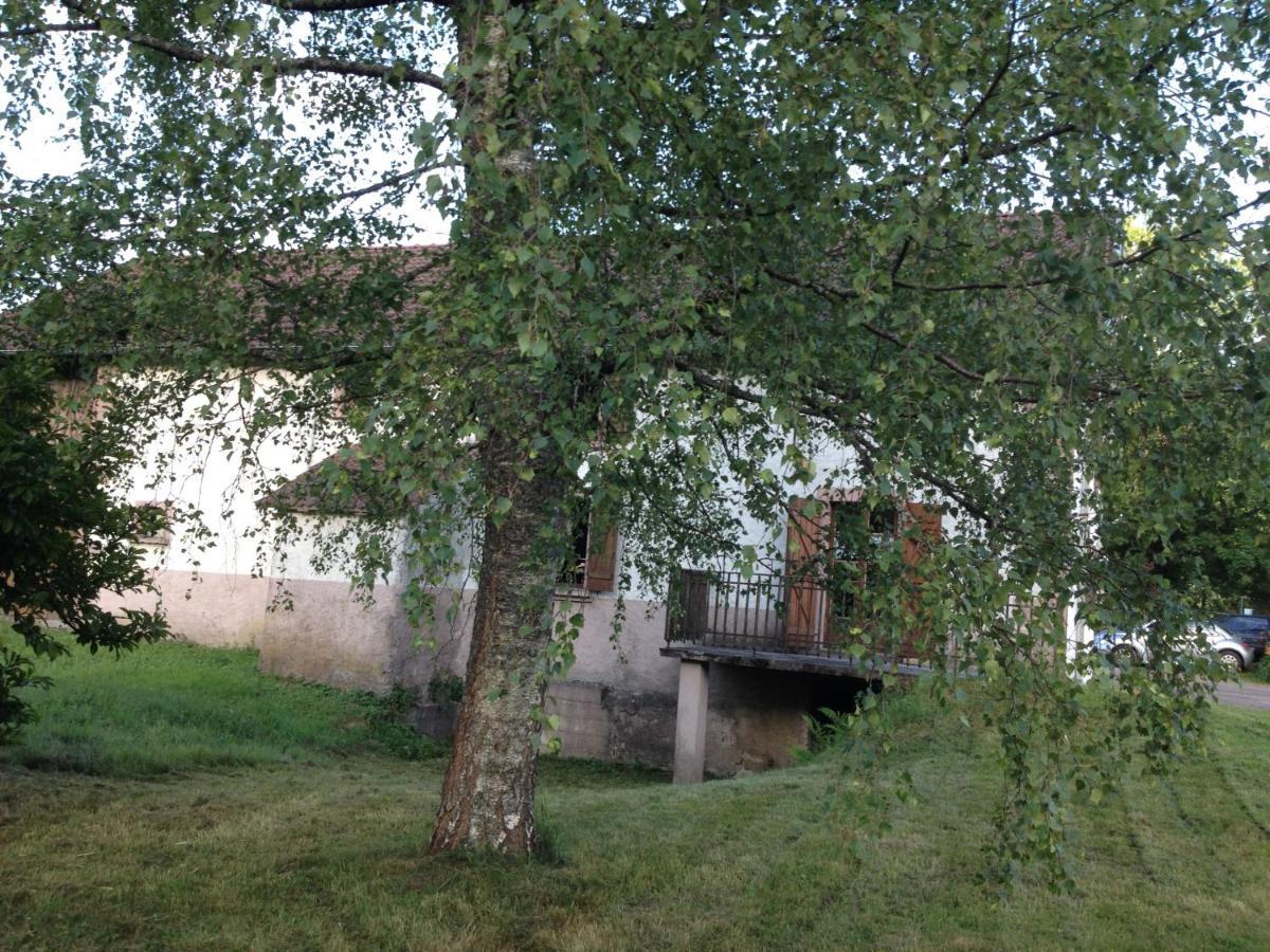 Ferme De Ma Grand-Mere Le Haut-du-Them Esterno foto